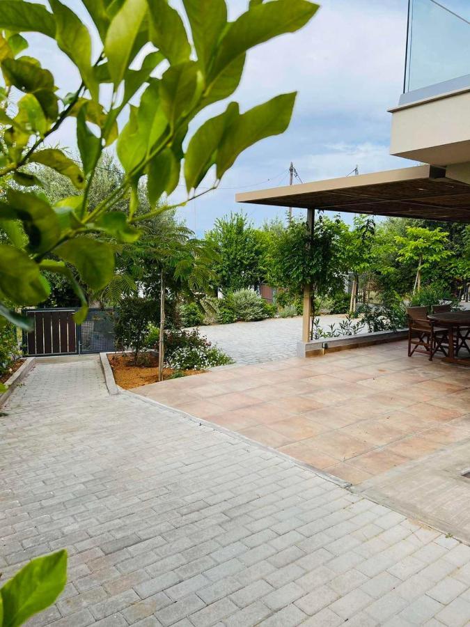 Gargarou Residences Kompoi Exterior photo
